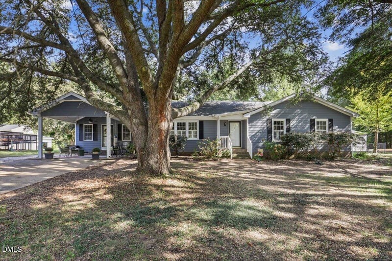 111 Oak Ridge Dr, Willow Springs, NC 27592