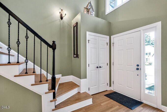 111 Parkcrest Dr, Cary, NC 27519