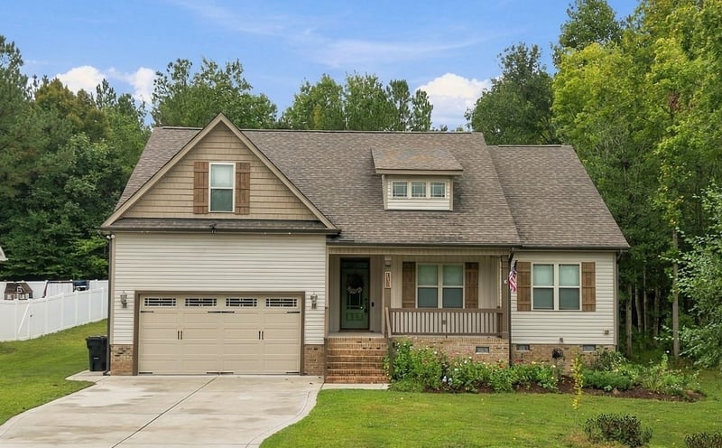 111 Shagbark Ln, Zebulon, NC 27597