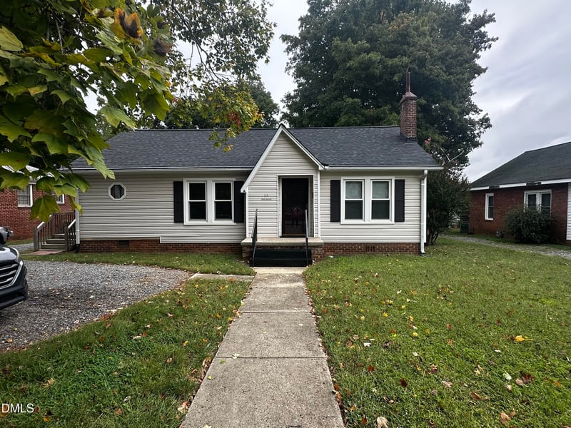 111 W Summit Ave, Burlington, NC 27215