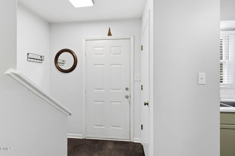 111 Weatherstone Dr #B, Chapel Hill, NC 27514