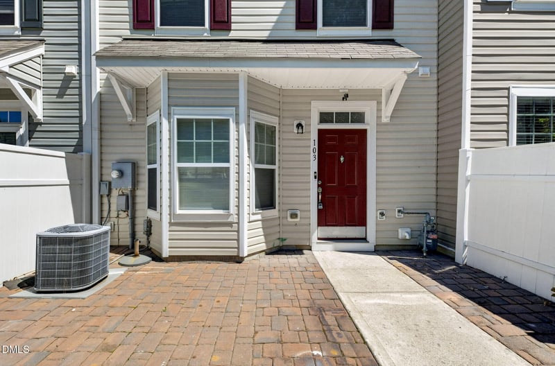 11101 Gwynn Oaks Dr #103, Raleigh, NC 27614