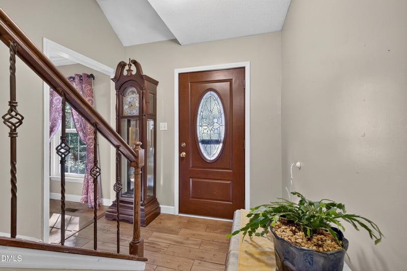 1112 Castalia Dr, Cary, NC 27513