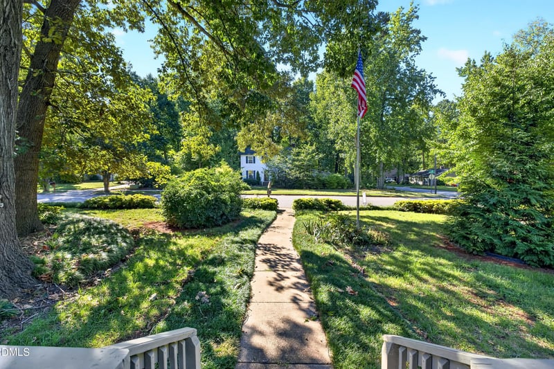 1112 Castalia Dr, Cary, NC 27513