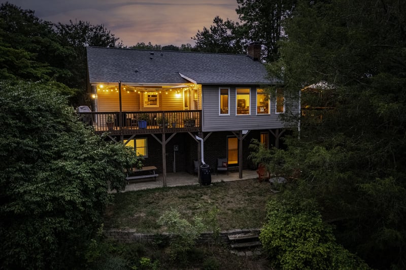 1112 Meadowbrook Trl, Hillsborough, NC 27278