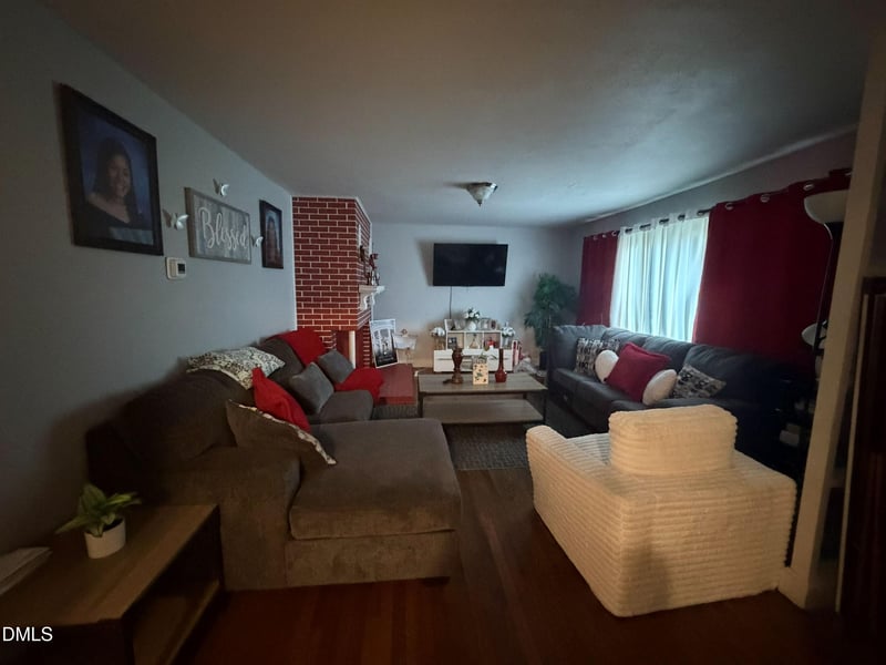 1112 Old Booker Dairy Rd, Smithfield, NC 27577