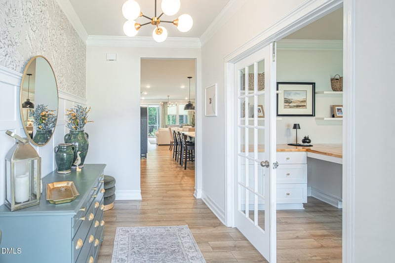 1112 Quindell Dr, Holly Springs, NC 27540