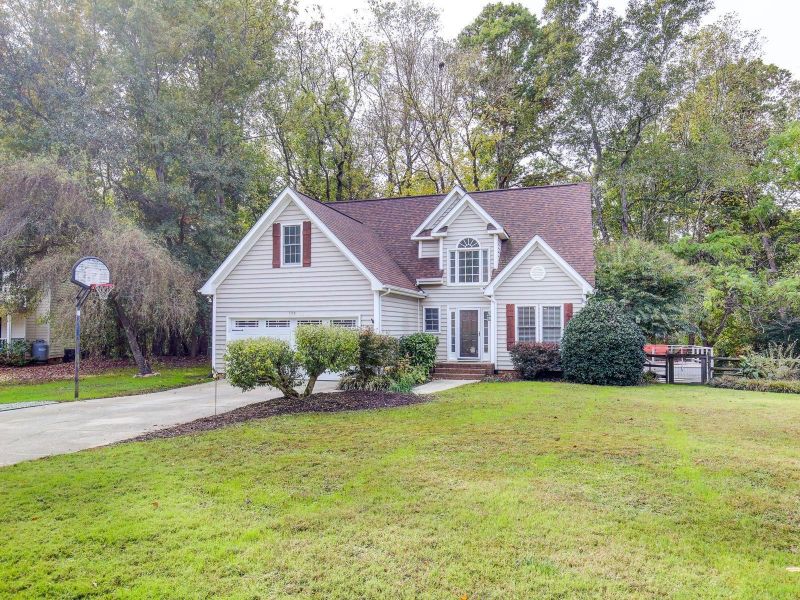 1113 Vannstone Dr, Raleigh, NC 27603