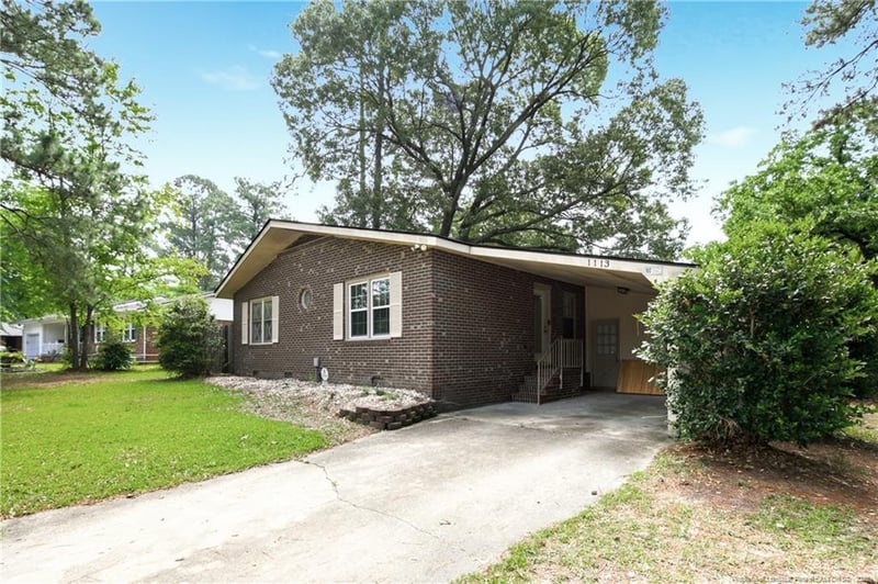 1113 Vesper Ln, Fayetteville, NC 28311
