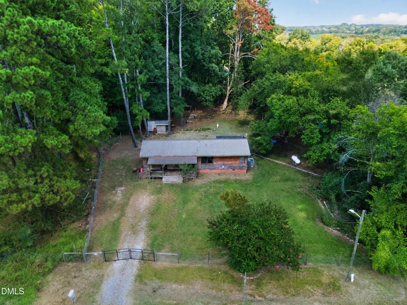 11138 Nc 42 Hw, Sanford, NC 27330