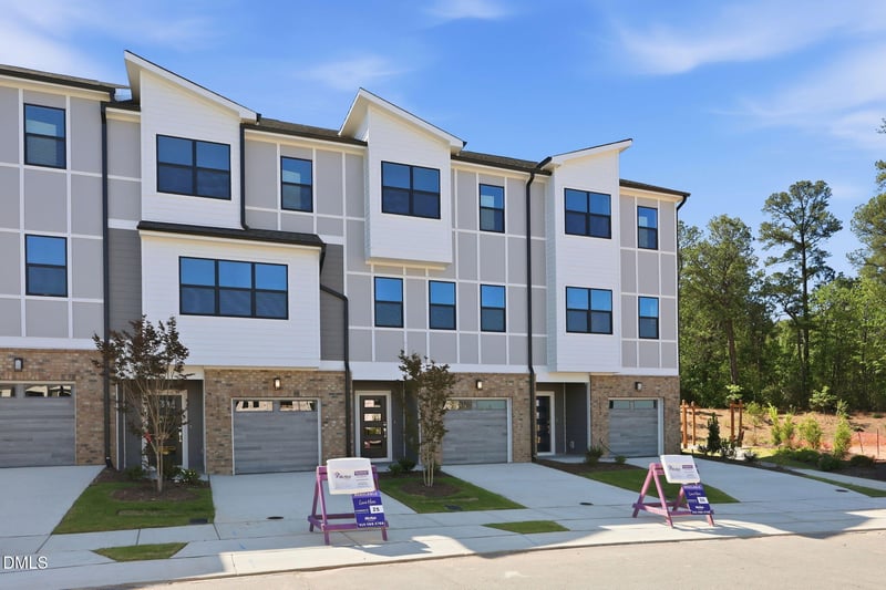1114 Bacchanal Ln, Morrisville, NC 27560