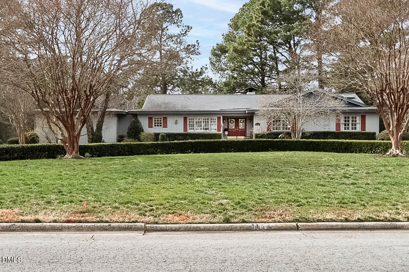 1114 Burning Tree Dr, Chapel Hill, NC 27517