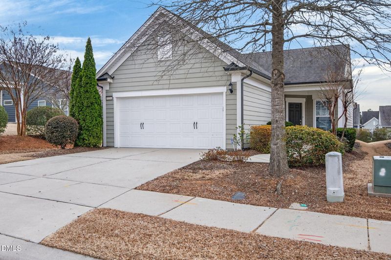 1114 Hines Forest Dr, Durham, NC 27703