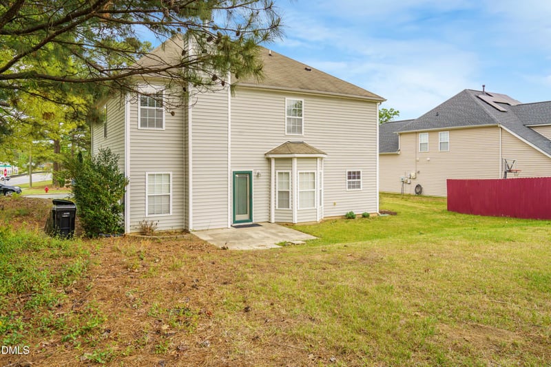 1115 Golden Crest Dr, Durham, NC 27704
