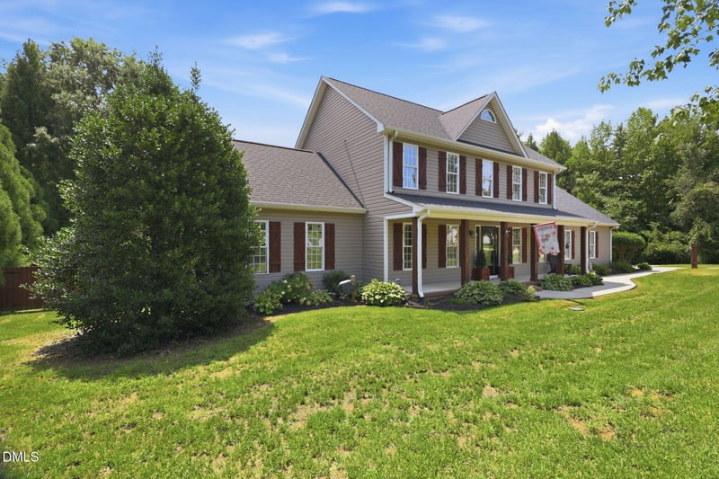 1116 Maple Ridge Dr, Burlington, NC 27217