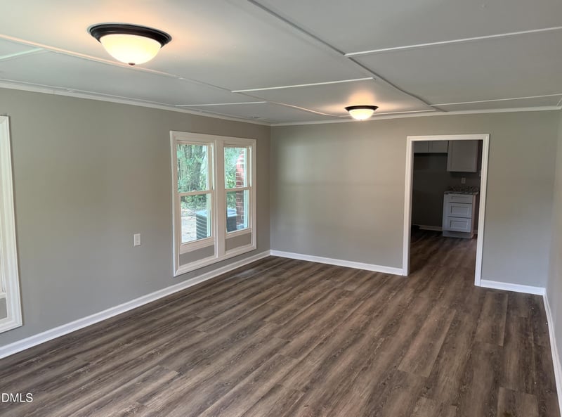 112 2nd St, Erwin, NC 28339