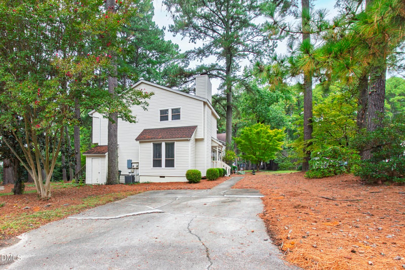 112 Arbuckle Ln, Cary, NC 27511
