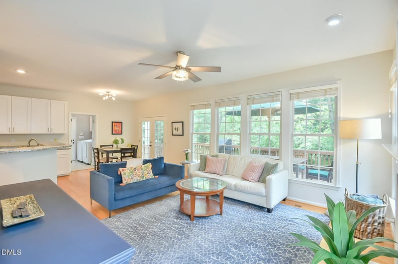 112 Dairy Ct, Chapel Hill, NC 27516