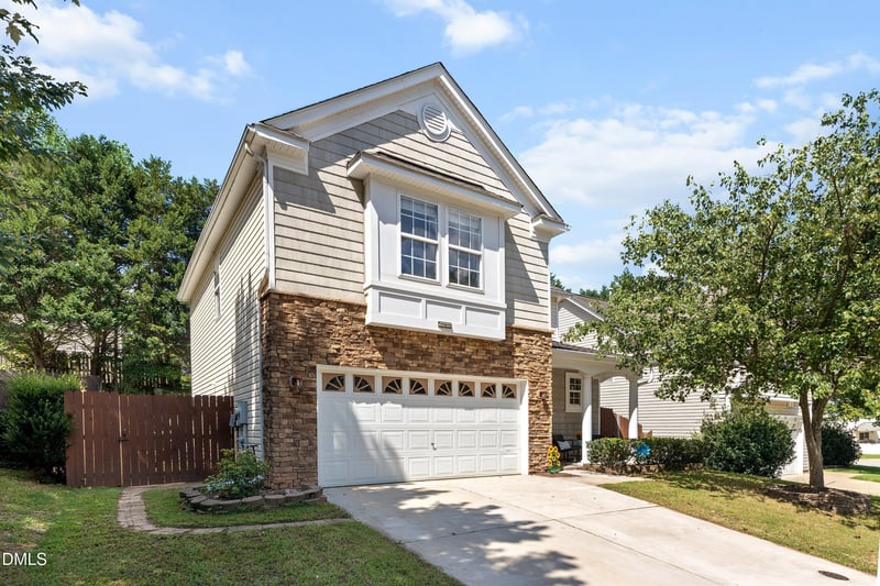 112 Smart Ct, Clayton, NC 27520