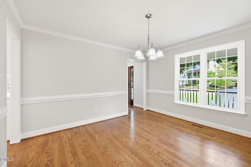 112 Waterfall Ct, Cary, NC 27513
