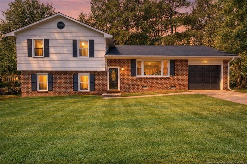 1120 Leslie Dr, Fayetteville, NC 28314