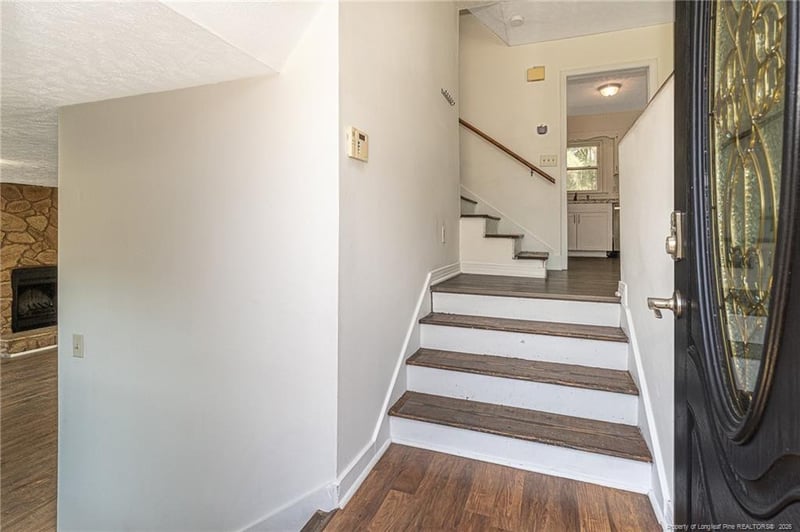 1120 Leslie Dr, Fayetteville, NC 28314