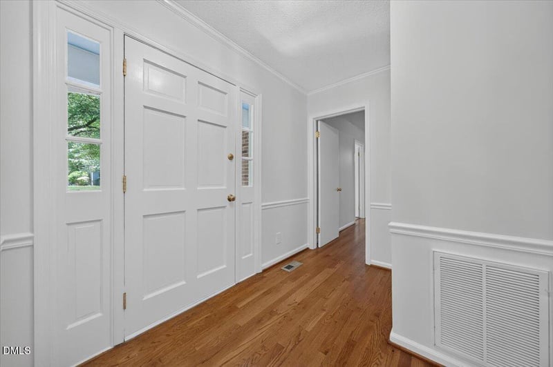 1120 Whippoorwill Ln, Raleigh, NC 27609