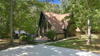 1121 Rollins Mill Rd, Holly Springs, NC 27540