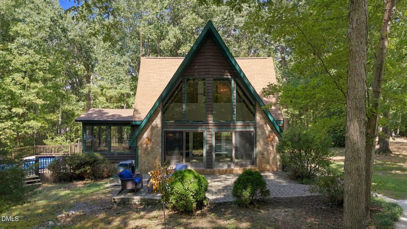 1121 Rollins Mill Rd, Holly Springs, NC 27540