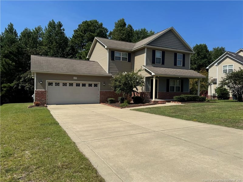1129 Fairhaven Trl, Hope Mills, NC 28348