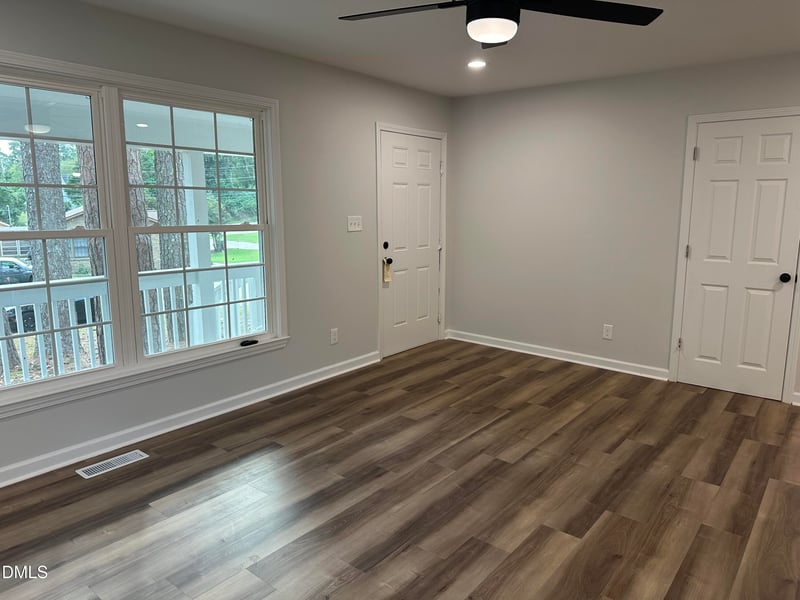 113 Beam Cir, Louisburg, NC 27549
