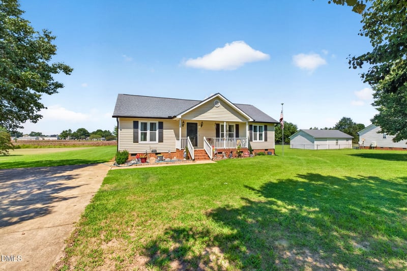 113 Crosswinds Dr, Selma, NC 27576