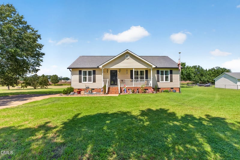 113 Crosswinds Dr, Selma, NC 27576