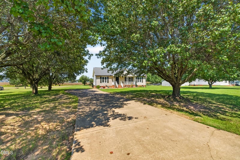 113 Crosswinds Dr, Selma, NC 27576