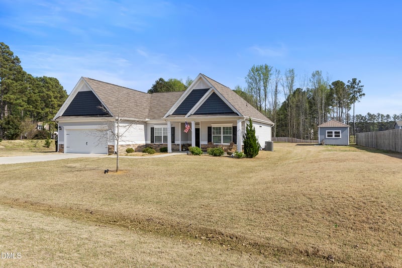 113 Lexington Dr, Sanford, NC 27332