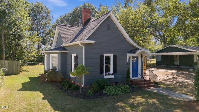 113 W Sycamore St, Zebulon, NC 27597