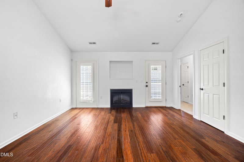 11301 Clubhaven Pl #100, Raleigh, NC 27617