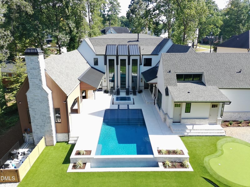 1132 Wimbleton Dr, Raleigh, NC 27609