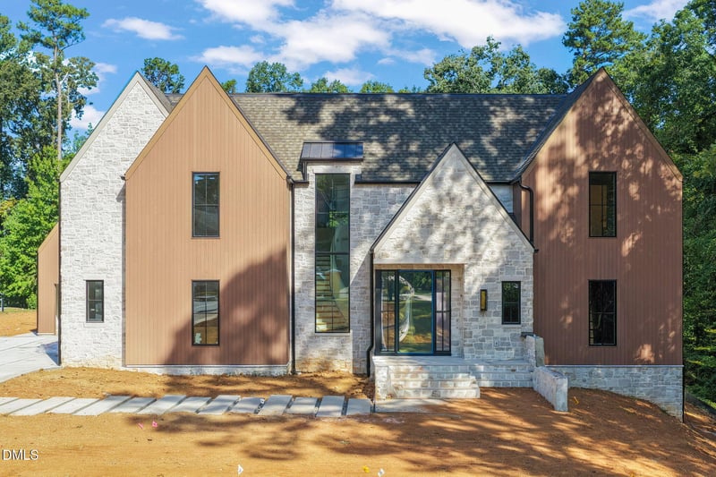 1132 Wimbleton Dr, Raleigh, NC 27609