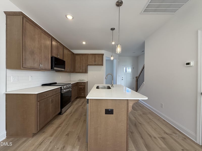 114 Cinnabar St, Clayton, NC 27527