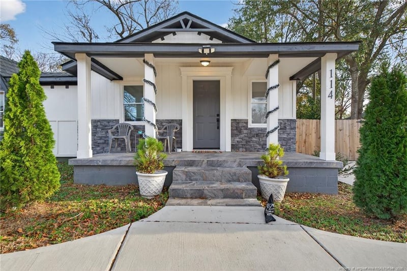 114 Phillips St, Fayetteville, NC 28301