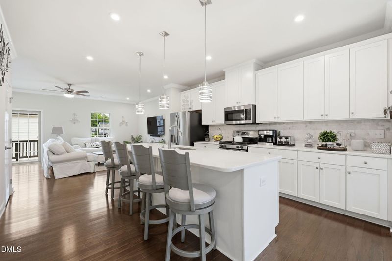 1141 Bradburn Dr, Durham, NC 27713