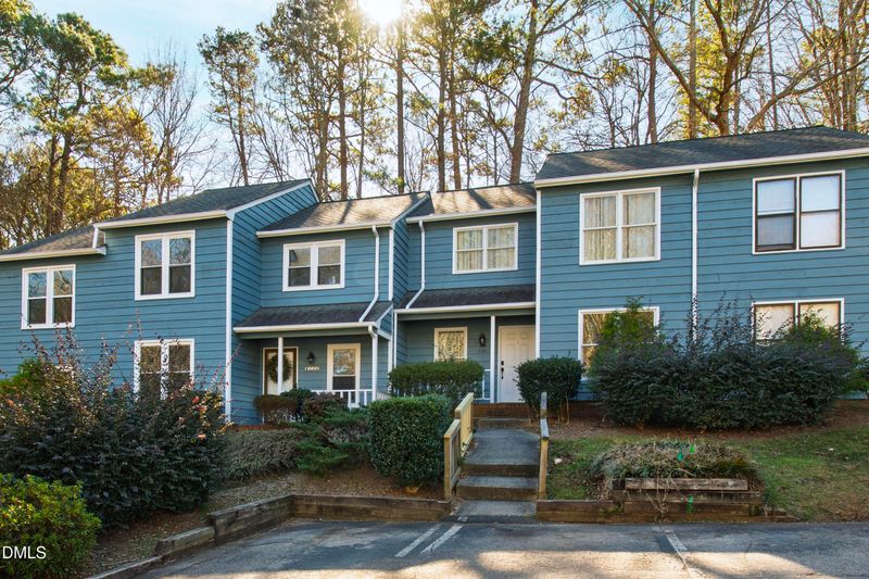 116 Inverness Ct, Cary, NC 27511