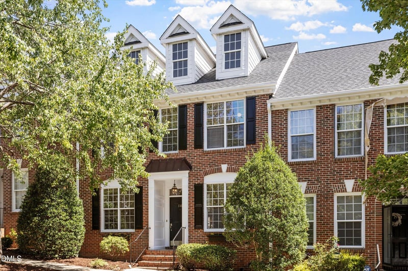116 Nolen Ln, Chapel Hill, NC 27516