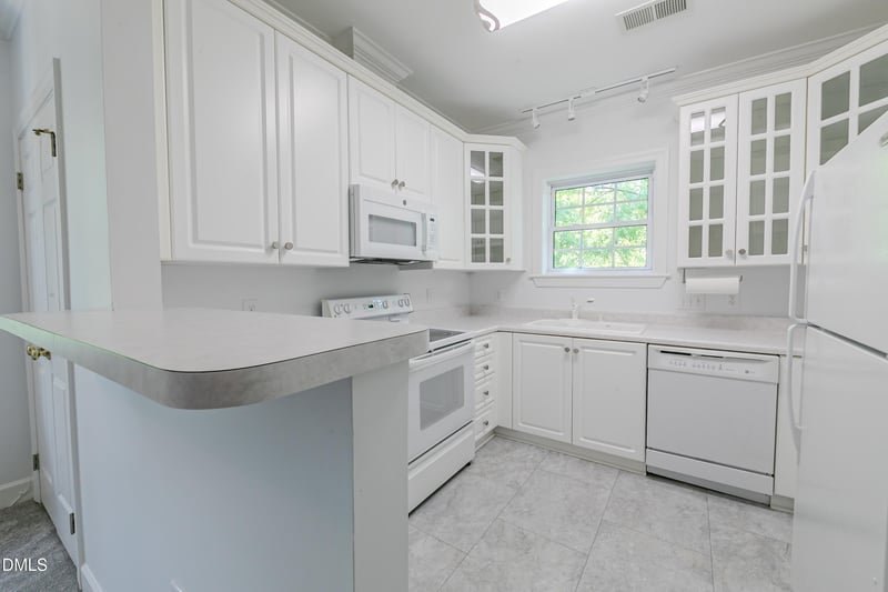 116 Northbrook Dr #305, Raleigh, NC 27609