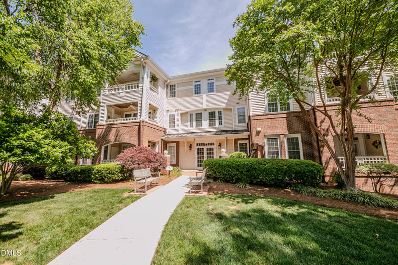 116 Northbrook Dr #305, Raleigh, NC 27609