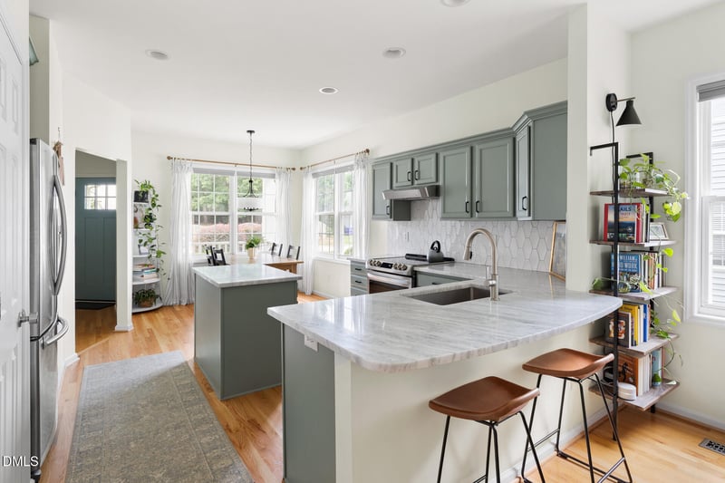 117 Christine Ct, Chapel Hill, NC 27516