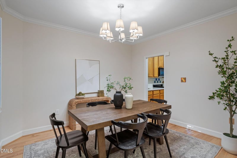 117 Henry Ct, Chapel Hill, NC 27516