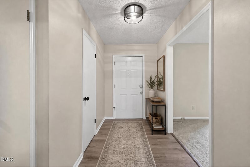 117 Trappers Run Dr, Cary, NC 27513