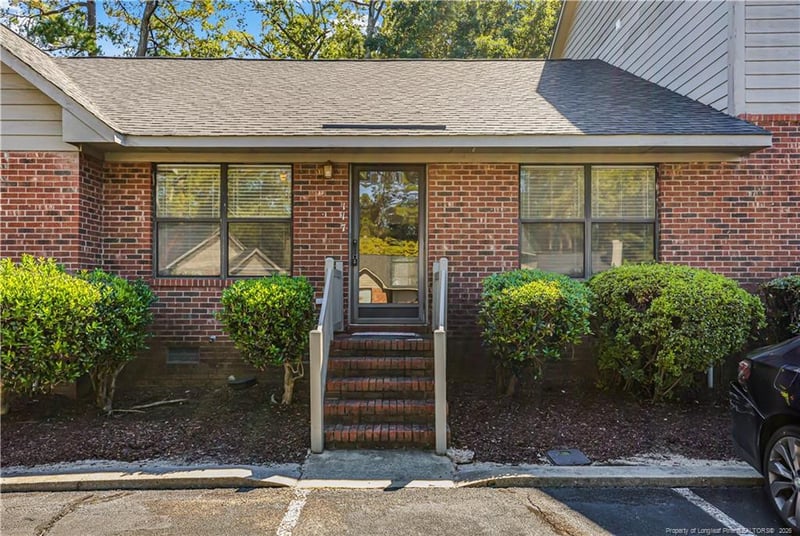 117 Villa Dr, Fayetteville, NC 28311